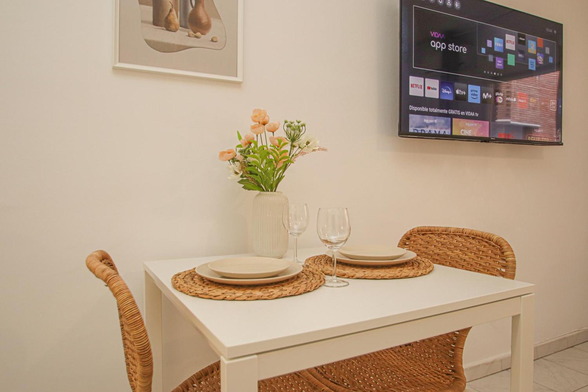 Wonderful Studio 15M Walk To Giralda And Feria Sevilla Buitenkant foto